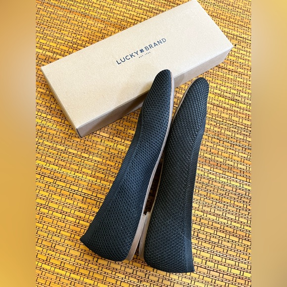 LUCKY BRAND. Ballet Flats. LP-ERIN. Black Knit. 8 1/2 M. VGUC. - Picture 4 of 6